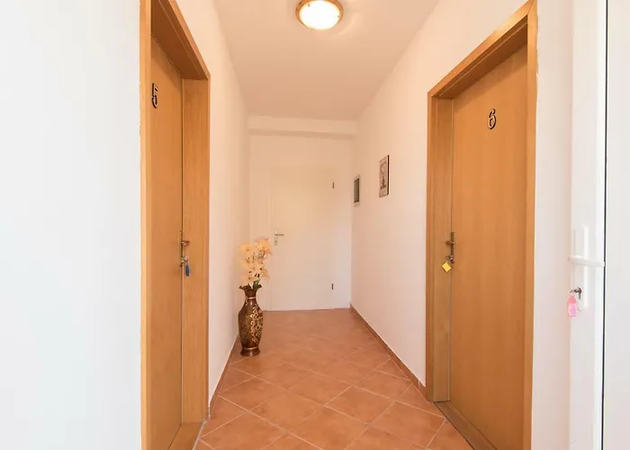 Lidija Apartamento *